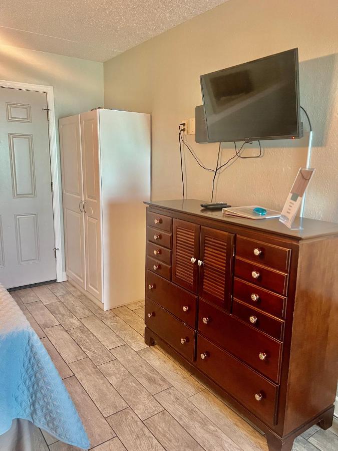 Budget Friendly Condo Perfect For A Romantic Getaway Within Walking Distance To The Beach! Gulf Shores Exterior foto